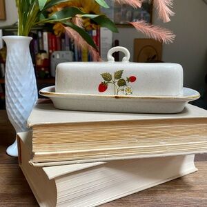 Vintage Strawberry Stoneware Butter Dish with Lid, Strawberry Cottagecore